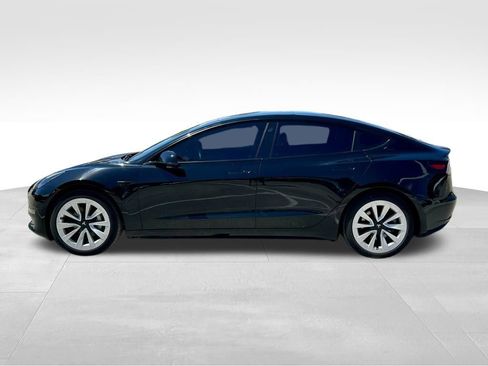 Used 2021 Tesla Model 3 Standard Range Plus RWD image 8