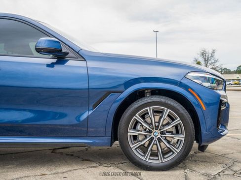 Used 2022 BMW X6 xDrive40i w/ M Sport Package image 11
