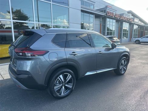 Used 2021 Nissan Rogue SL AWD/4WD image 3