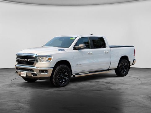 Used 2019 RAM 1500 Big Horn AWD/4WD image 3