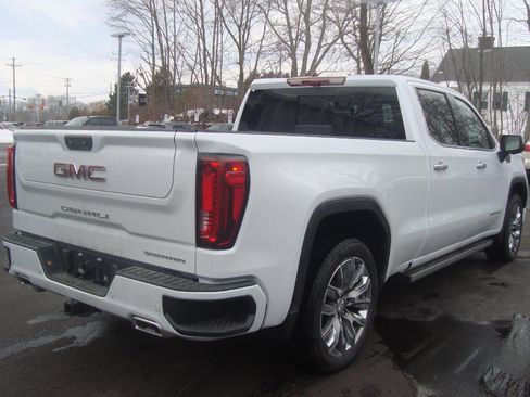 New 2026 GMC Sierra 1500 Denali w/ Denali Reserve Package image 4