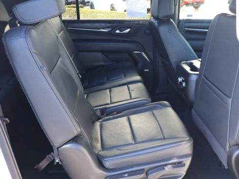 Certified 2024 GMC Yukon XL Denali image 37