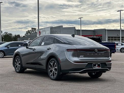 New 2026 Toyota Crown XLE image 6