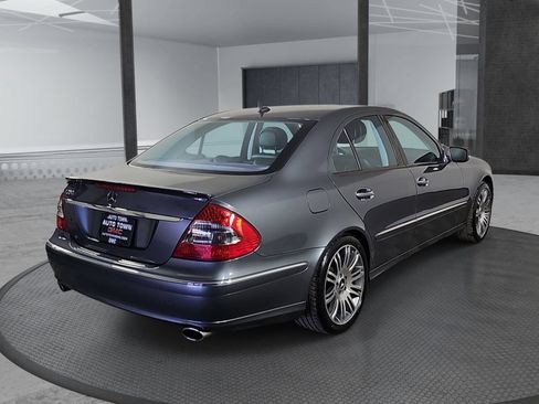 Used 2007 Mercedes-Benz E 350 Sedan image 5