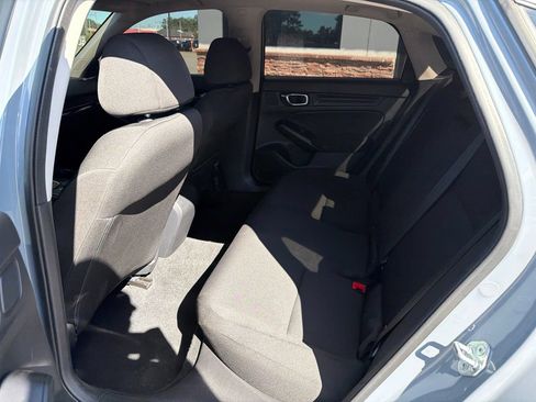 Used 2023 Honda Civic EX image 5