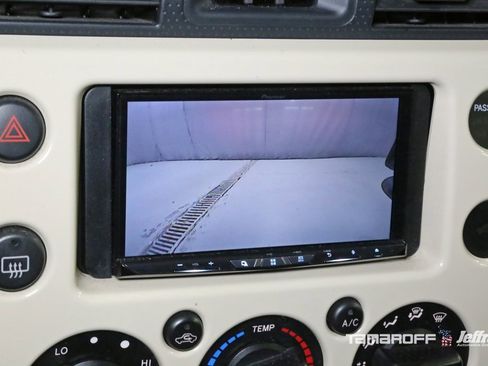 Used 2008 Toyota FJ Cruiser 4WD image 7