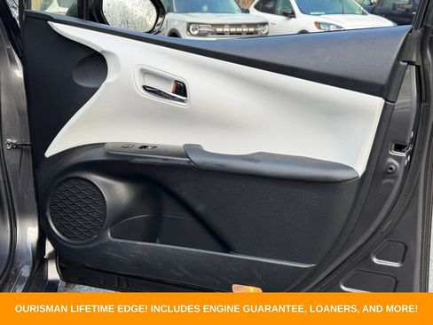 Used 2016 Toyota Prius Two FWD image 9