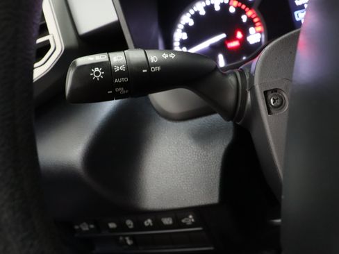 Used 2025 Toyota Tundra SR5 AWD/4WD image 25
