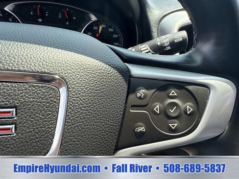 Used 2024 GMC Terrain SLT AWD/4WD image 39