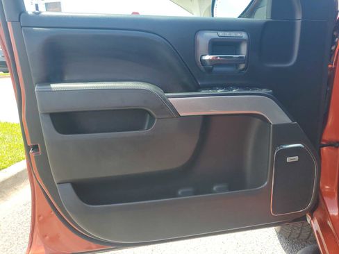Used 2015 Chevrolet Silverado 1500 LTZ Z71 w/ LTZ Plus Package AWD/4WD image 15