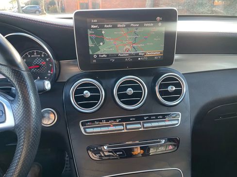 Used 2018 Mercedes-Benz GLC 43 AMG 4MATIC image 18