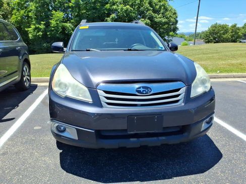 Used 2012 Subaru Outback 3.6R Limited w/ Moonroof Pkg AWD/4WD image 7