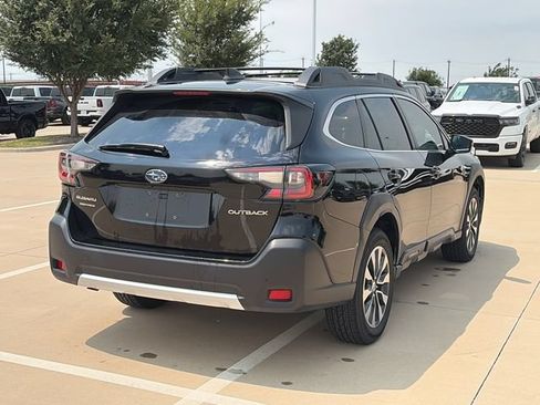 Used 2023 Subaru Outback Limited AWD/4WD image 7