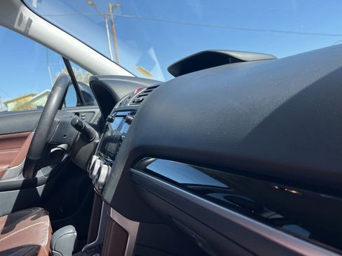 Used 2017 Subaru Forester 2.5i Touring image 32