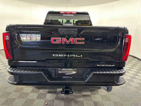 Used 2026 GMC Sierra 2500 Denali w/ Max Trailering Package AWD/4WD image 4