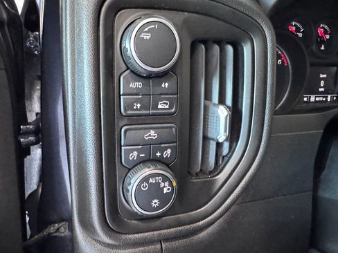 Certified 2022 Chevrolet Silverado 1500 Custom image 22