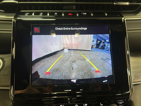 Used 2022 Jeep Grand Cherokee L Overland AWD/4WD image 24
