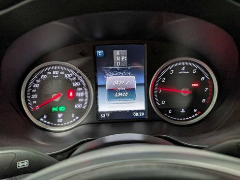 Used 2019 Mercedes-Benz GLC 300 4MATIC Coupe image 19