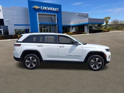 Used 2022 Jeep Grand Cherokee Limited 4xe w/ Luxury Tech Group II AWD/4WD image 27