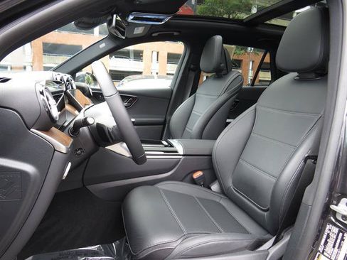 Used 2026 Mercedes-Benz GLC 300 4MATIC image 20