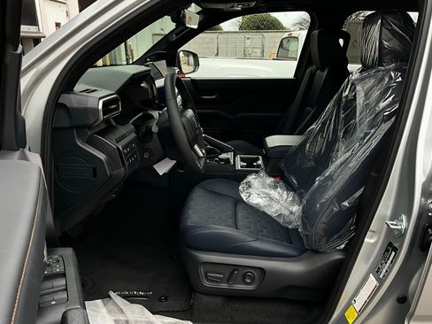 New 2026 Toyota 4Runner 4WD image 11