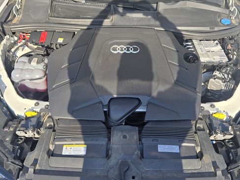 Used 2025 Audi Q7 3.0T Premium Plus image 11