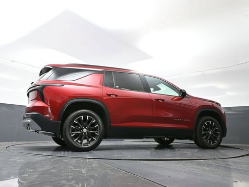 New 2026 Chevrolet Traverse LT w/ Sun and Wheel Package image 43