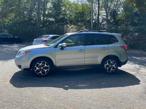 Used 2015 Subaru Forester 2.0XT Premium AWD/4WD image 8