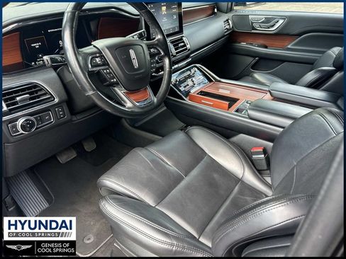 Used 2021 Lincoln Navigator L Reserve AWD/4WD image 16