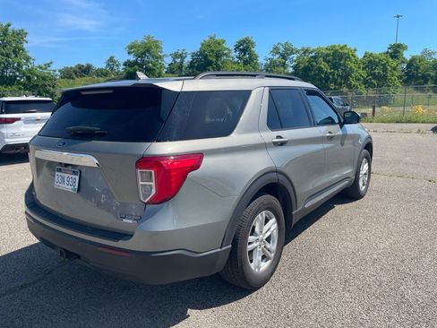 Used 2020 Ford Explorer XLT w/ Comfort Package AWD/4WD image 6