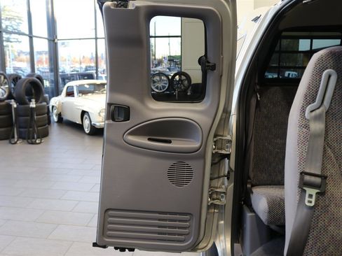 Used 1998 Dodge Ram 2500 Truck 4x4 Quad Cab image 63