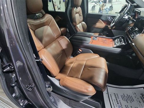 Used 2024 Lincoln Navigator Reserve w/ Equipment Group 201A image 30