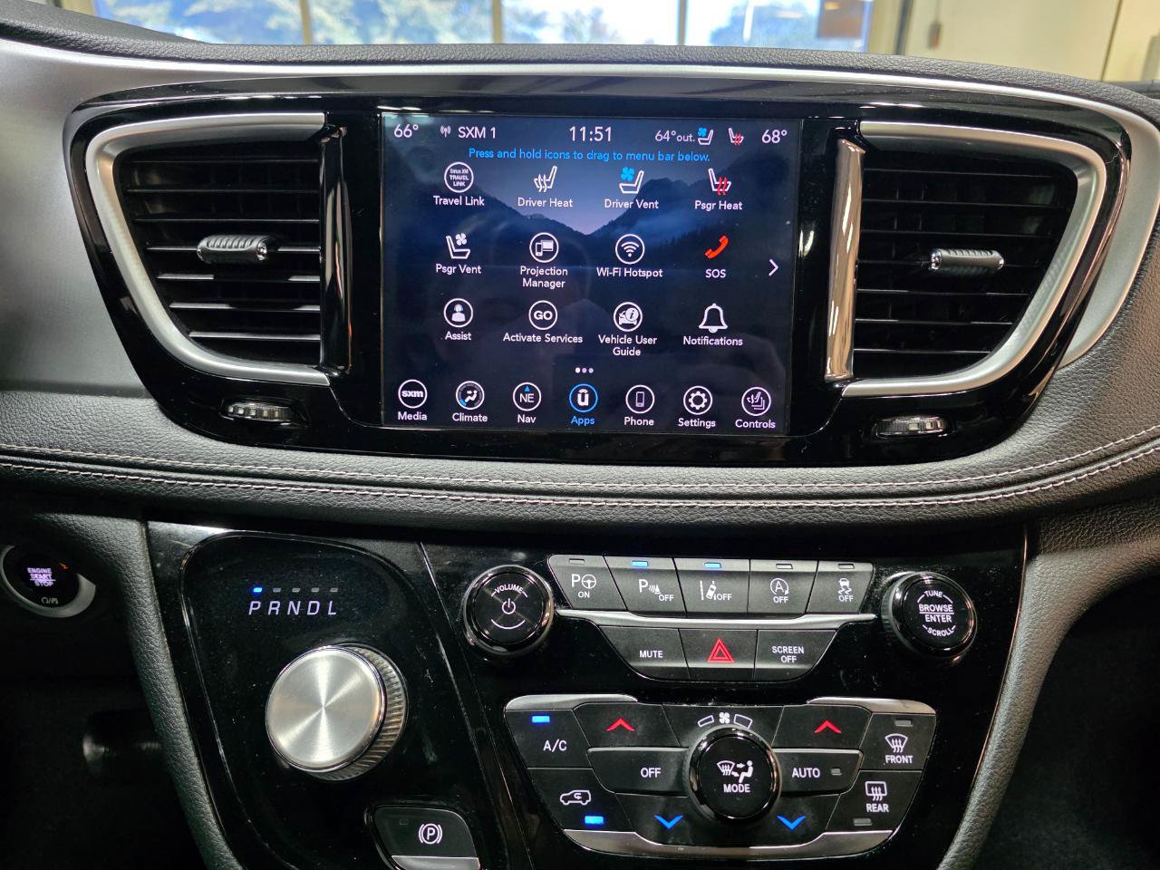 Used 2019 Chrysler Pacifica Limited w/ Advanced Safetytec Group FWD image 39