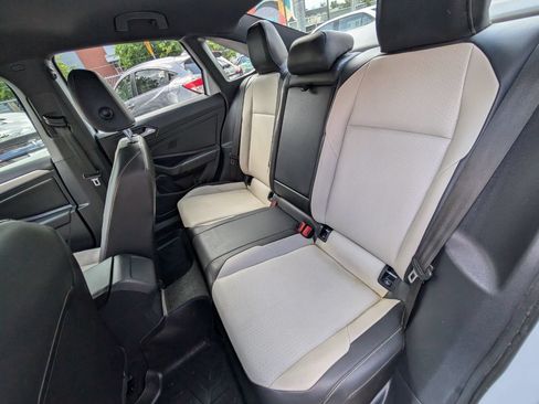 Used 2019 Volkswagen Jetta R-Line FWD image 18