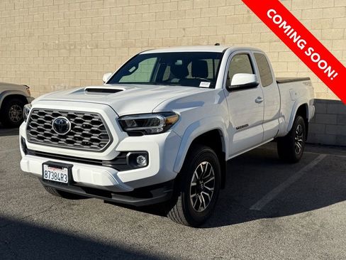 Certified 2023 Toyota Tacoma TRD Sport w/ Technology Package image 2