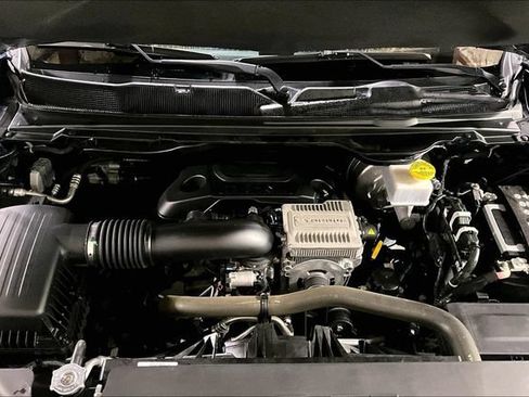 Used 2023 RAM 1500 Laramie AWD/4WD image 29