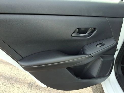 Used 2024 Nissan Sentra SV image 17