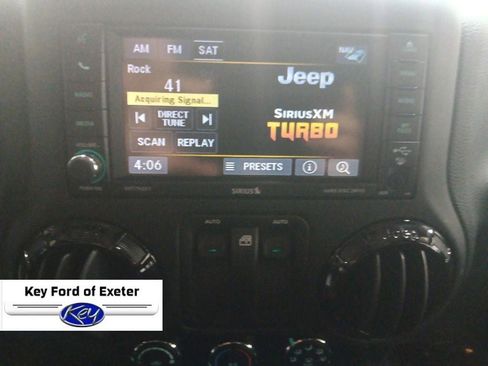 Used 2017 Jeep Wrangler Sahara AWD/4WD image 23