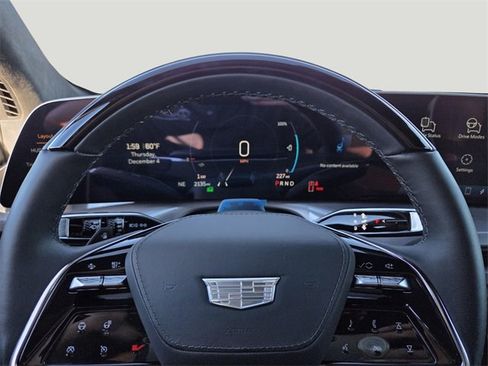 New 2026 Cadillac Vistiq Platinum image 10