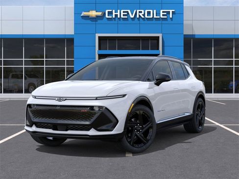 New 2026 Chevrolet Equinox EV RS image 6