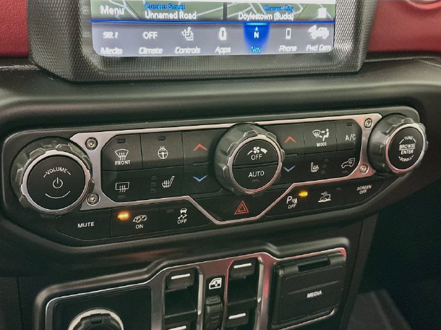 Used 2023 Jeep Wrangler Unlimited Rubicon 392 AWD/4WD image 22