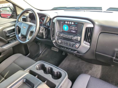 Used 2018 Chevrolet Silverado 1500 LT image 19