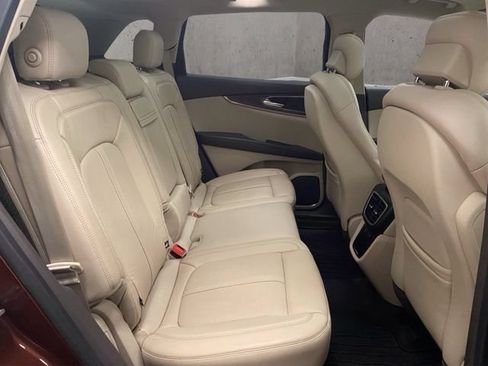 Used 2016 Lincoln MKX Reserve w/ Equipment Group 102A AWD/4WD image 24
