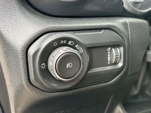 Used 2023 Jeep Wrangler Unlimited Sport image 10