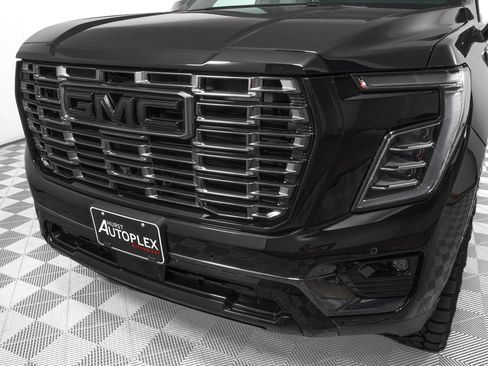 Used 2026 GMC Yukon Denali Ultimate AWD/4WD image 35