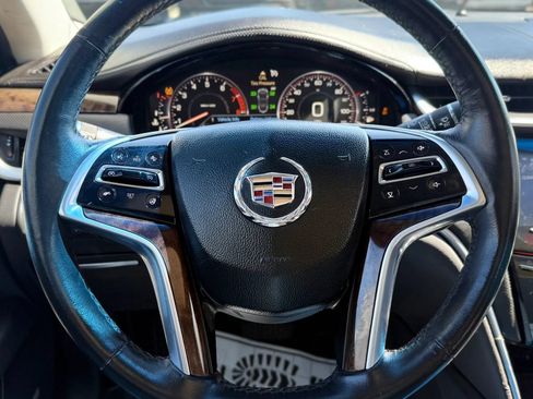 Used 2013 Cadillac XTS Premium FWD image 11