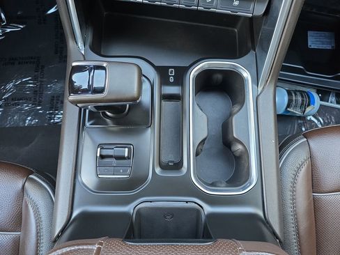 Used 2023 GMC Sierra 1500 Denali w/ Denali Reserve Package image 12