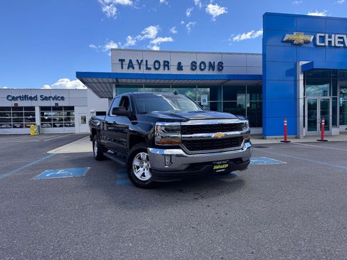 Used 2017 Chevrolet Silverado 1500 LT w/ All Star Edition AWD/4WD image 1