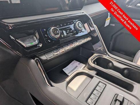 New 2026 GMC Sierra 2500 AT4 w/ AT4 Premium Plus Package AWD/4WD image 23