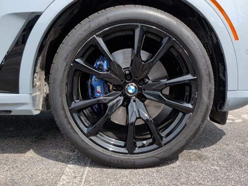 Certified 2025 BMW X7 xDrive40i w/ Executive Package AWD/4WD image 14